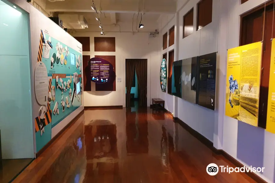 Bang Lamphu Museum