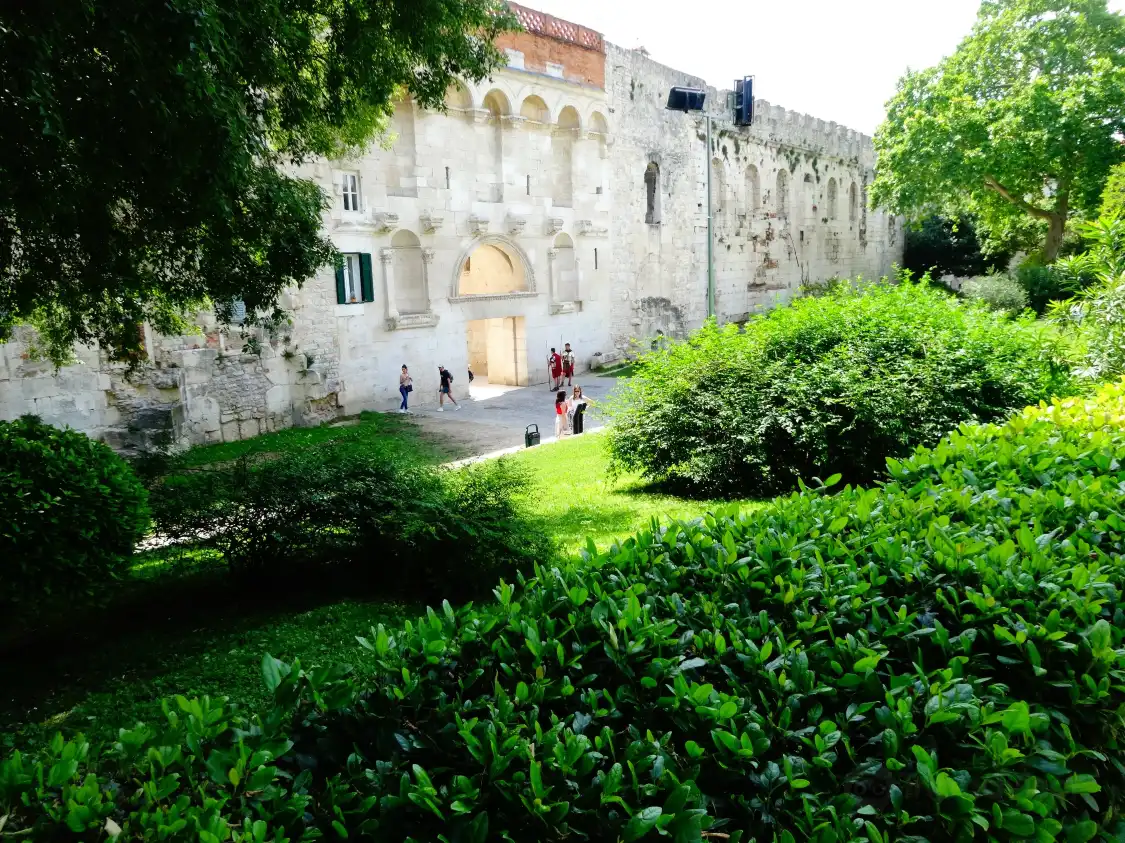 Hotel in zona Porta Aurea