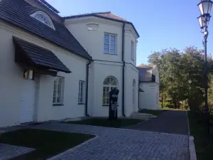 Suchodolski Palace