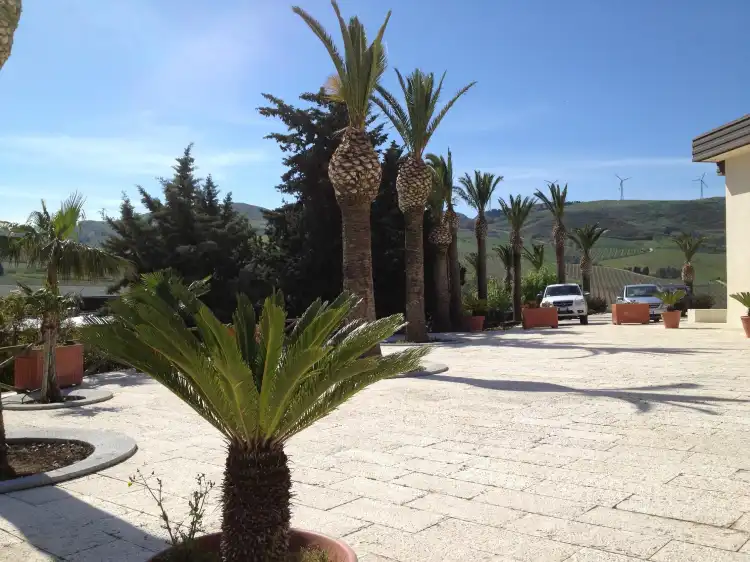 Hotels in Camporeale