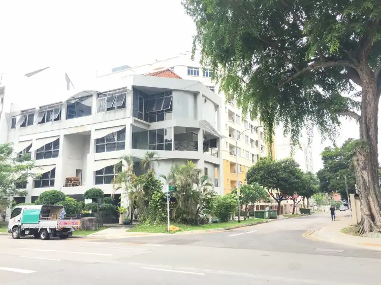 Hotels near Tan Swie Hian Museum
