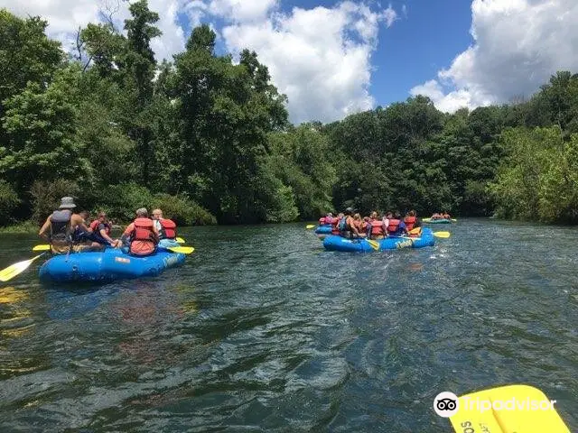 Wahoo's Adventures Nolichucky Outpost