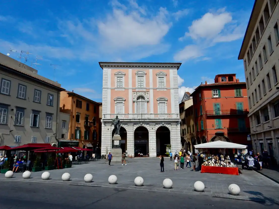 Hotel in zona Piazza Giuseppe Garibaldi