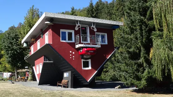 The Crazy House Edersee