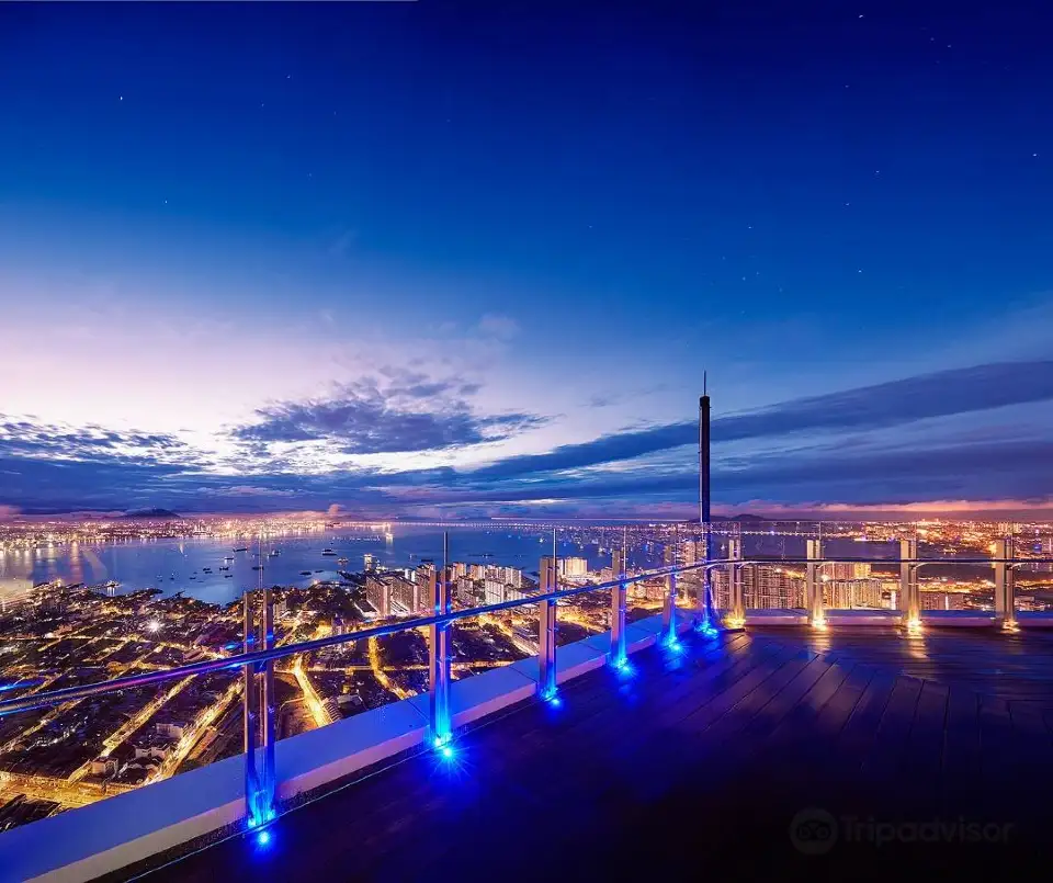 2_Rainbow Skywalk