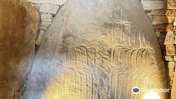 Megaliths of Locmariaquer / Merchants' Table