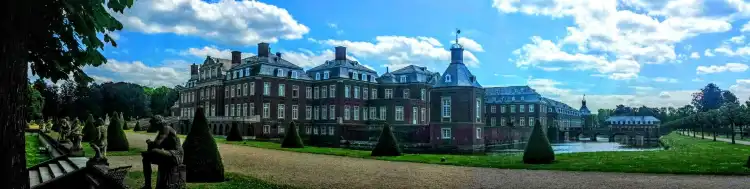 Hotels in der Nähe von Hochschule für Finanzen NRW, Infozentrale