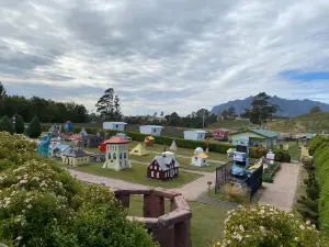 Tasmazia & The Village of Lower Crackpot