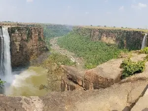 Bahuti Waterfall