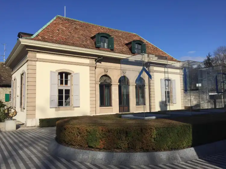 Hôtels à : Cologny