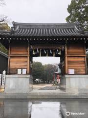 Tomari Shrine