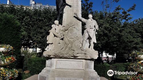 Monument Aux Morts