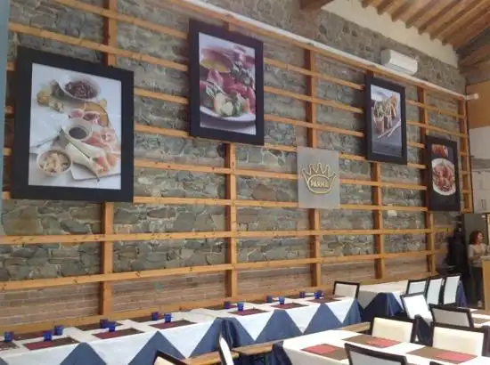Hotels in Langhirano