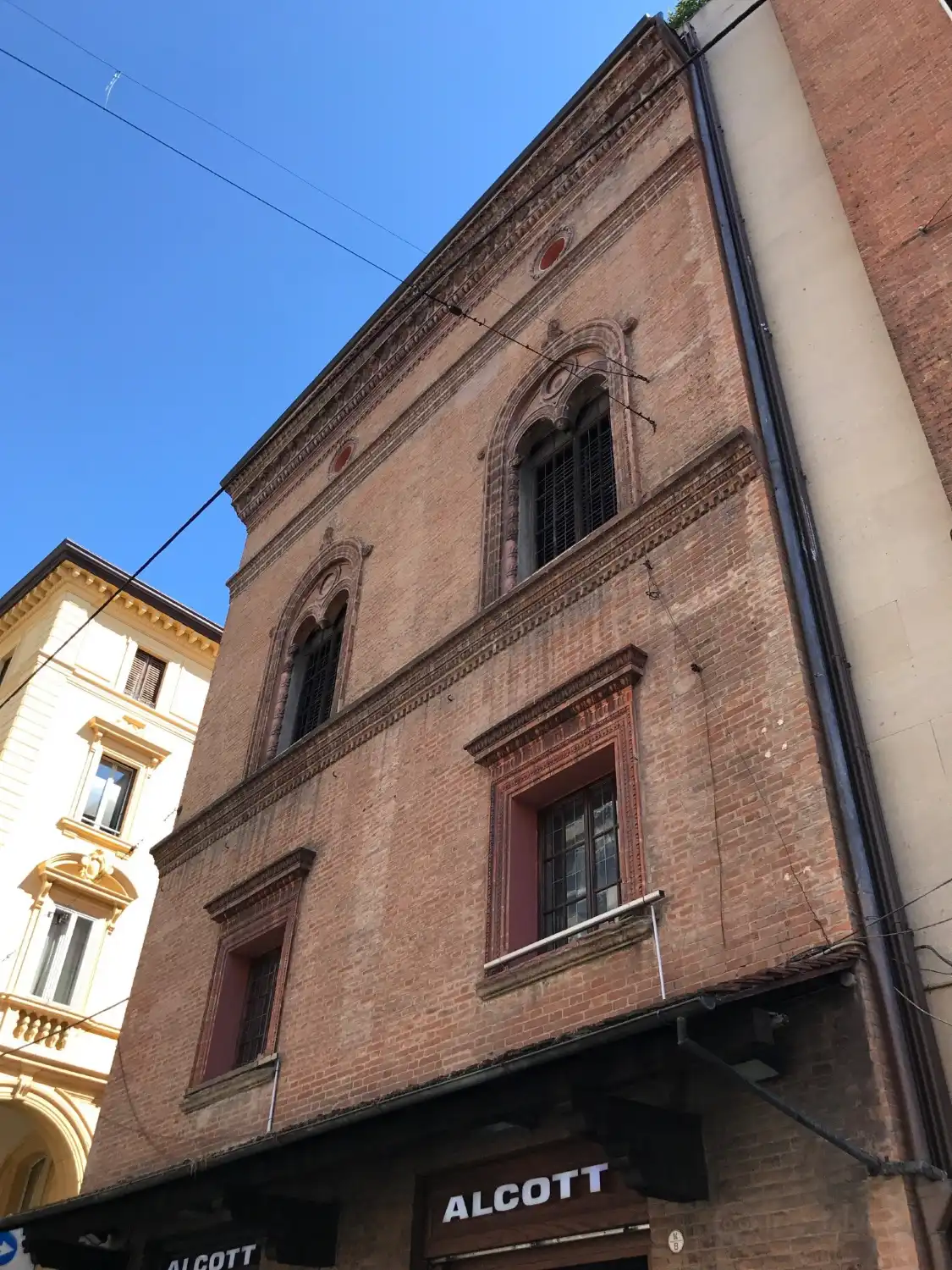 Hotel in zona Palazzo Ghisilieri