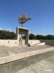 Open Hand Monument