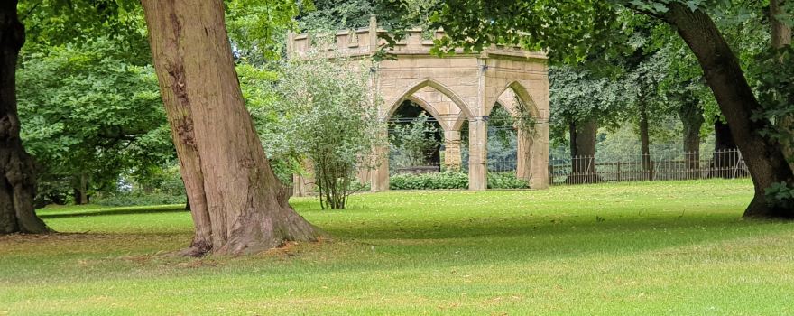 Renishaw Hall & Gardens