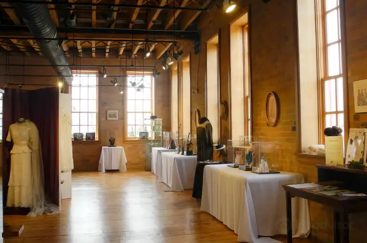 Hotels in Alliston