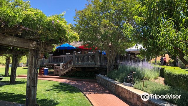 Navarro Vineyards & Winery