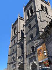 Cathédrale Saint-Pierre de Saint-Flour