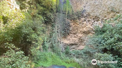 Cascata di Castel Giuliano