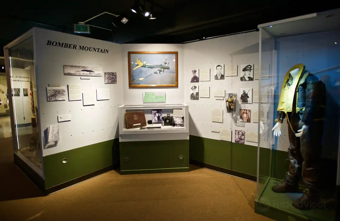 Hotels near Jim Gatchell Memorial Museum