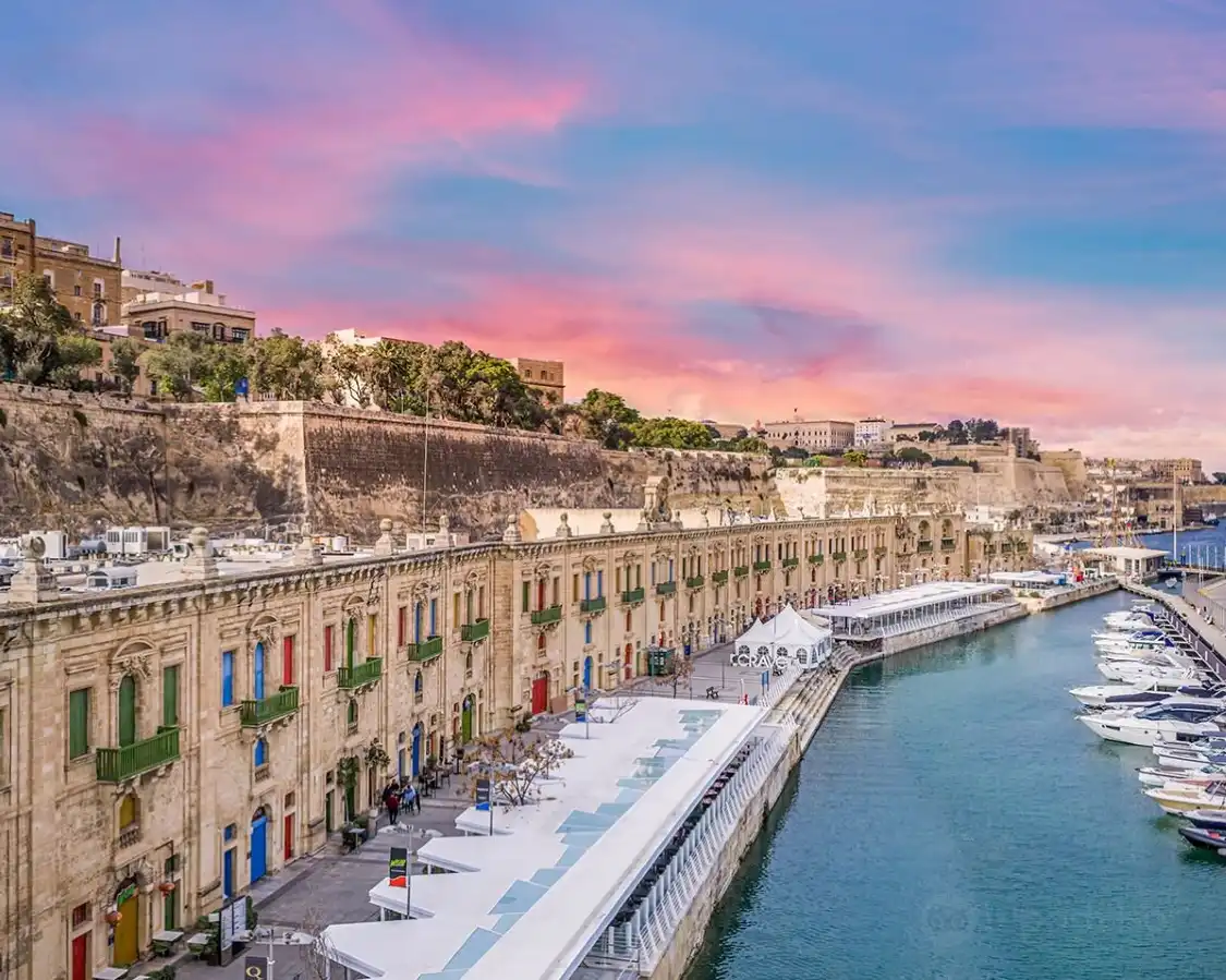 Отели рядом с достопримечательностью «The Valletta Waterfront»