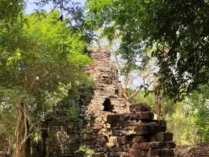 バンテアイ・チュマール寺院