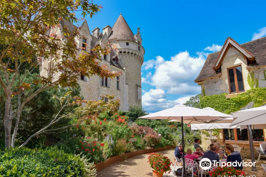 Château des Milandes Chateau des Milandes