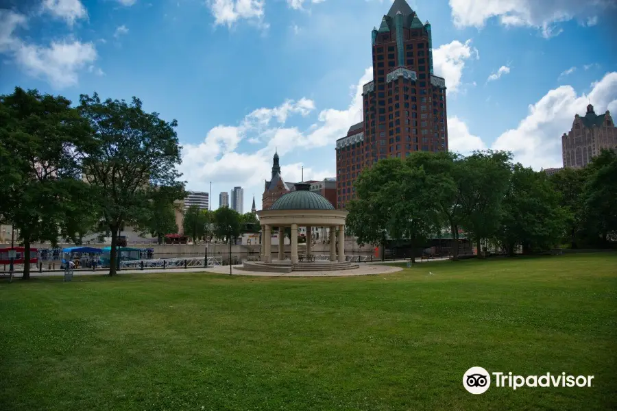 Pere Marquette Park