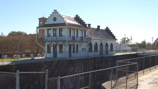 Plaquemine Lock State Historic Site