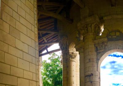 Ruines de Saint-Léonard (Ancien Prieuré)