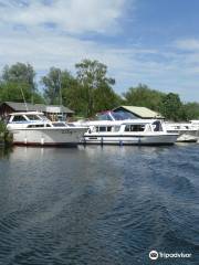 Freedom Boating Holidays - Day Boat Hire