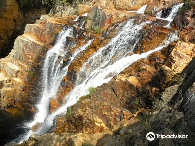 Vale do Rio Macaco waterfall