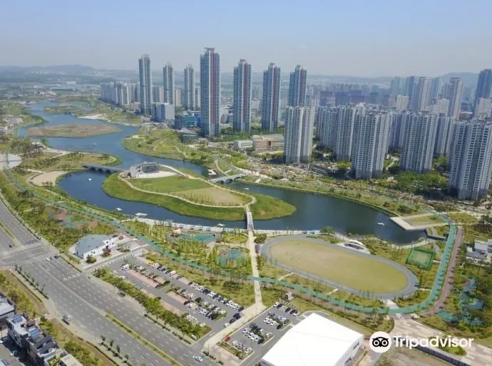 Cheongna Central Lake Park