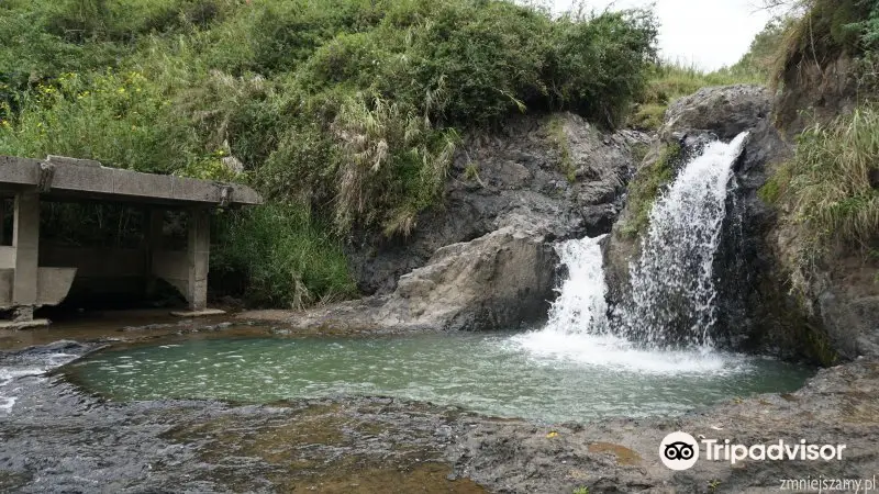 Bokong Falls