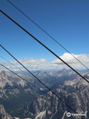 Gondelbahn Tofana - Pfeile in den Himmel