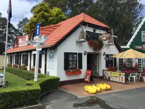 The Clog Barn Tourist Attraction & Caravan Park