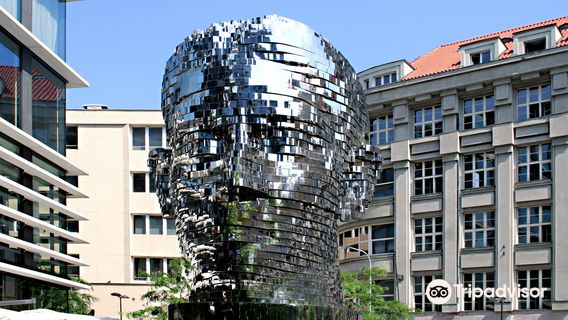 Franz Kafka - Rotating Head by David Cerny