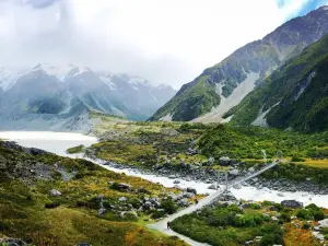 Hooker Valley track