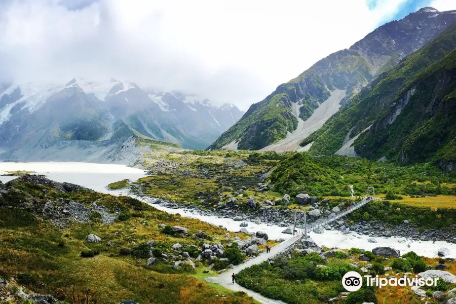 Hooker Valley track