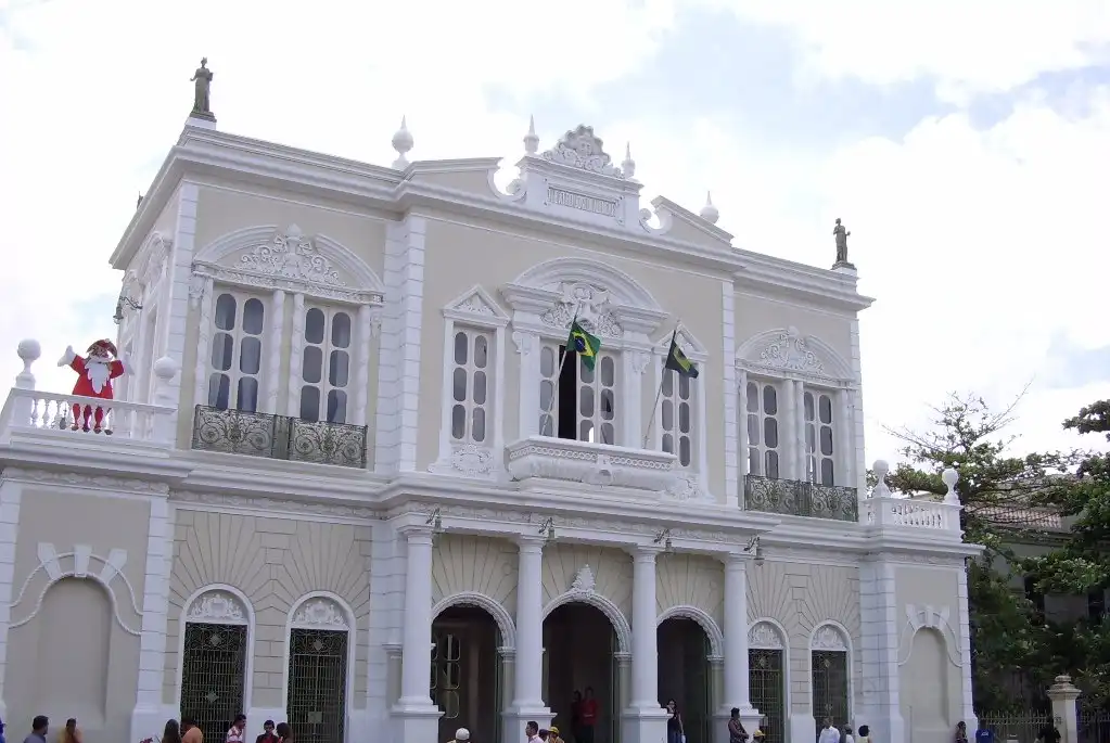 Отели рядом с достопримечательностью «Theatro José de Alencar»