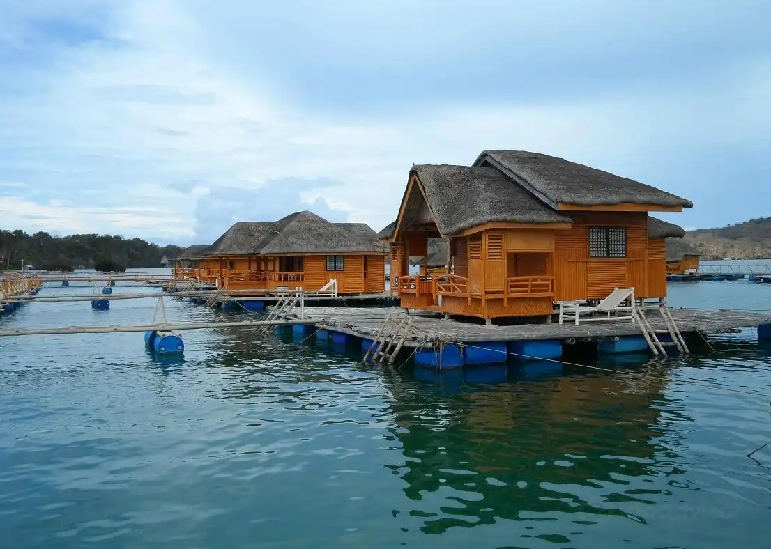 Hotels near Grace Island
