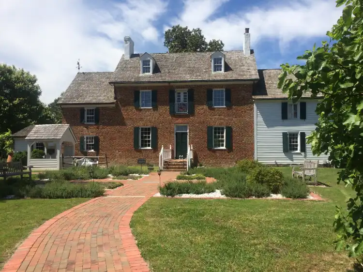 Hotels in der Nähe von Ferry Plantation House