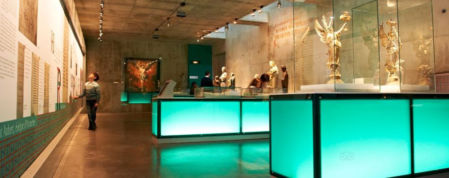 Scriptorial d'Avranches, musee des manuscrits du Mont Saint-Michel