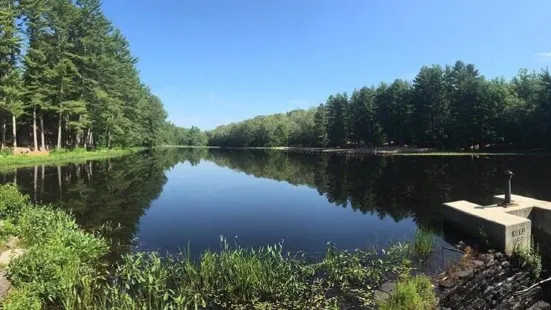 Chatfield Hollow State Park