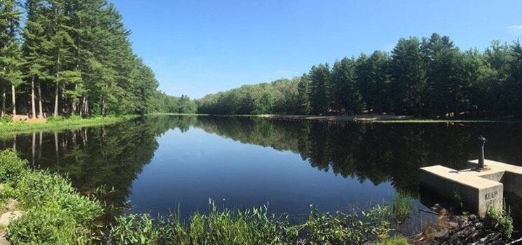 Chatfield Hollow State Park