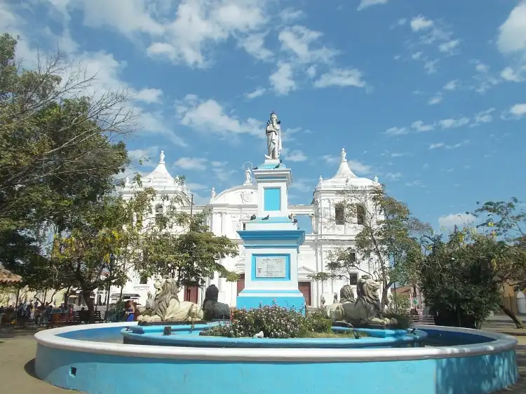 Hoteles cerca de Parque Infantil Rigoberto López Peréz