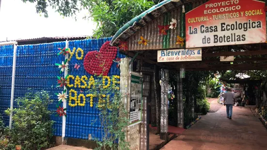 La Casa de Botellas