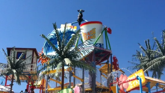 Six Flags Hurricane Harbor Los Angeles