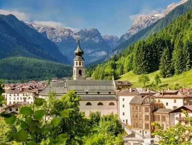 Hotels in Canale d'Agordo